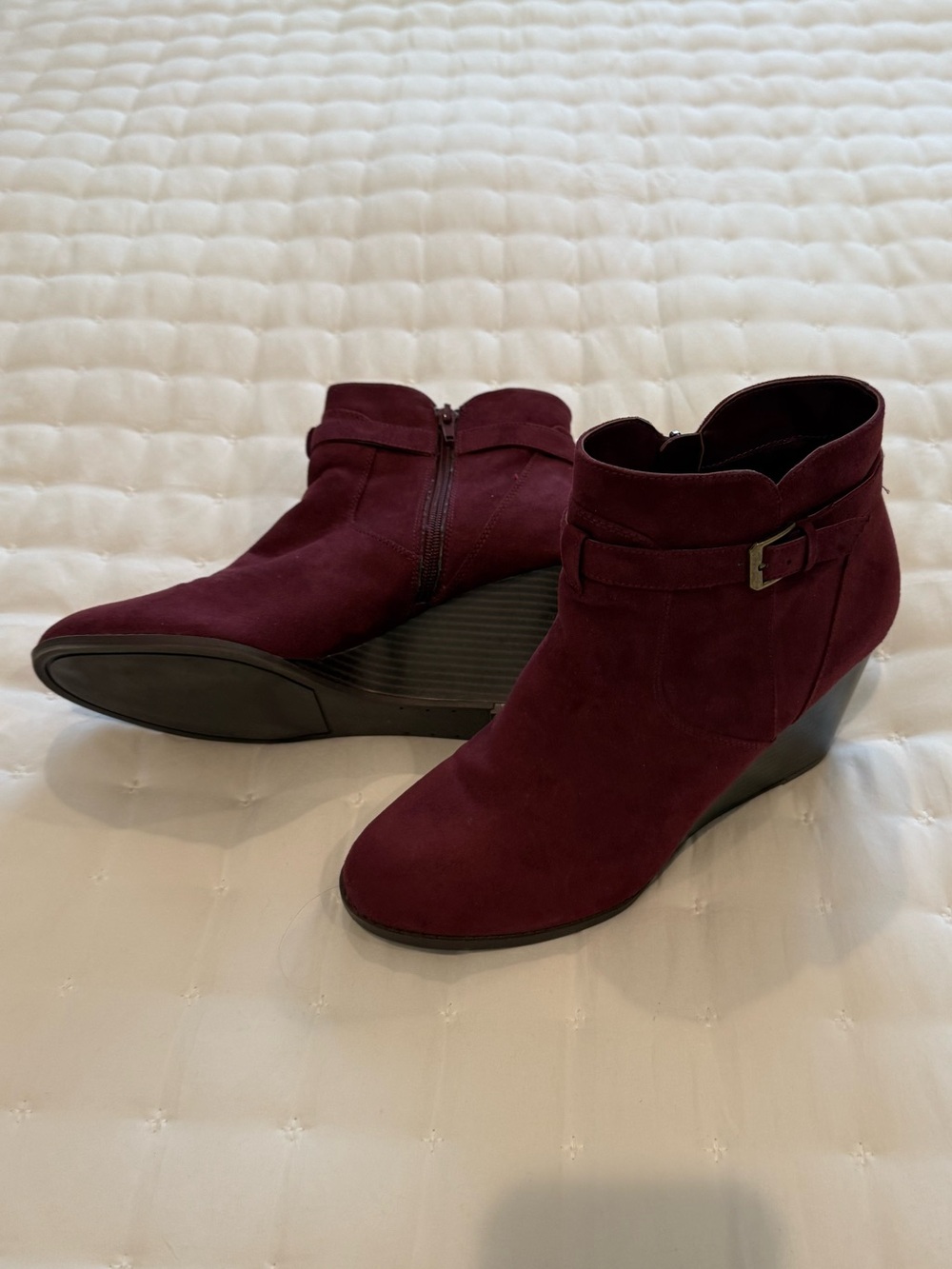 Market & Spruce Serah Suede Boots – Women’s Size 10